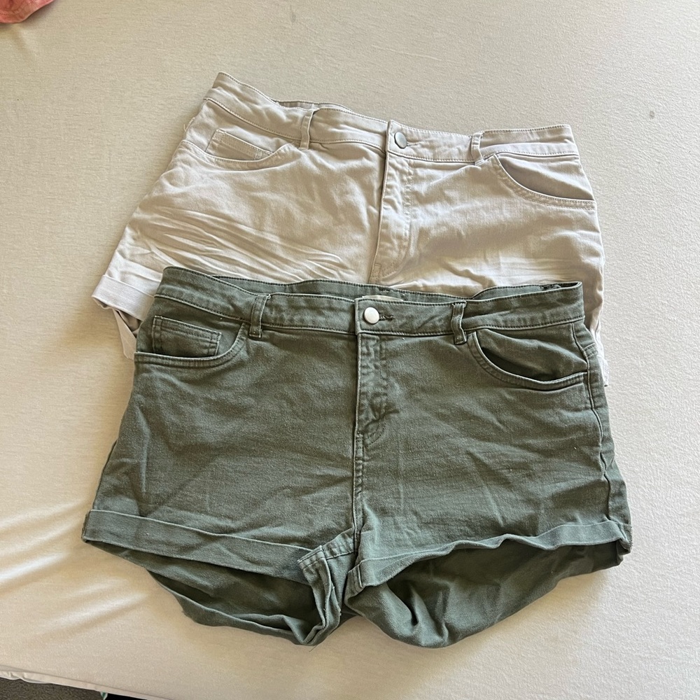 H&M Hi Rise Shorts